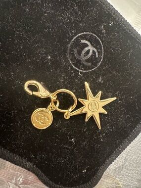 Authentic CHANEL Cosmetics Limited Edition Holiday Charm make your own jewelry